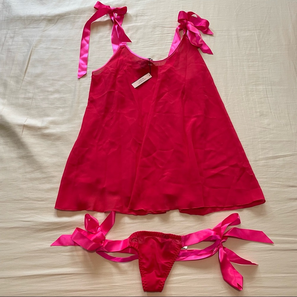 Victoria’s Secret- 2 piece lingerie- Color Pink & Red- Size Small